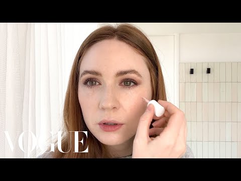 Marvel Star Karen Gillan’s Guide to Skin Care & Makeup for Redheads | Beauty Secrets