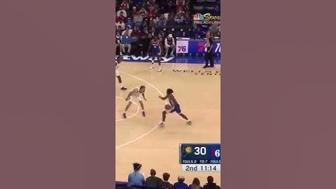 Thumbnail of Chris Duarte opens his hip up guarding Tyrese Maxey which allows him to spin off him for 2