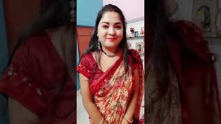 Styling a maroon saree