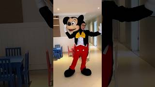 ✅CURTA E SIGA✅ ME FANTASIEI DE MICKEY MOUSE PARA O SEU ANIVERSÁRIO DE 95 ANOS | Colornicornio