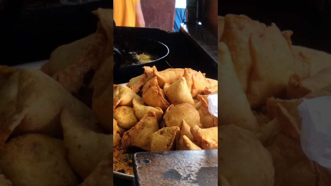 Manpada Ka Femous Samosa 😋 