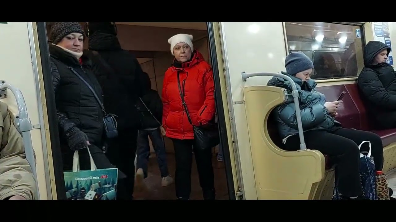 ПОЕЗДКА ОТ ЮЖНОГО ВОКЗАЛА ДО СТАНЦИИ СПОРТИВНАЯ