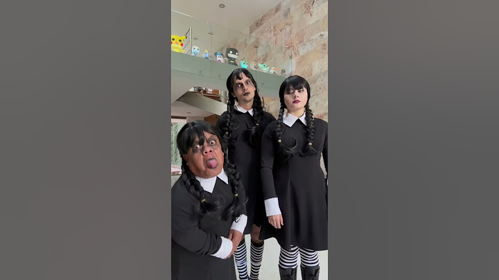 Únicas y diferentes 🖤❤️🔥 #wednesday #merlina #addams #memoaponte #disfraces #cosplay #netflix