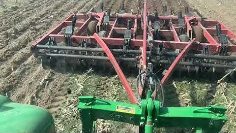 May Field Work & Talking Case IH Chisel Plows