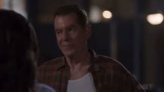 The Rookie 05x13 - Lucy returns the favor to Smitty