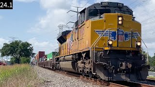 UP | A Lone SD70AH Pulls an Intermodal in Houston