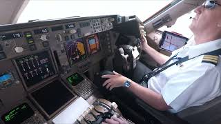 QANTAS 747 Pilot POV Mel to LAX 2018