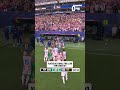A beautiful header from Nikola Vlašić to put Croatia back in front 🇭🇷