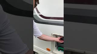 How to fill flush on Thetford 402C toilet