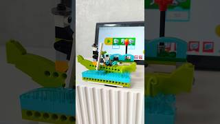 Конструктор WeDo 2.0. Артикулы: #Wildberries : 242149860 #OZON : 1423229709  #лодочник #лего #lego