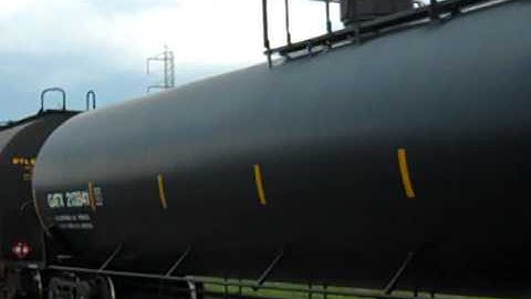 CSX Q301 ROLLS THRU BOUND BROOK NJ