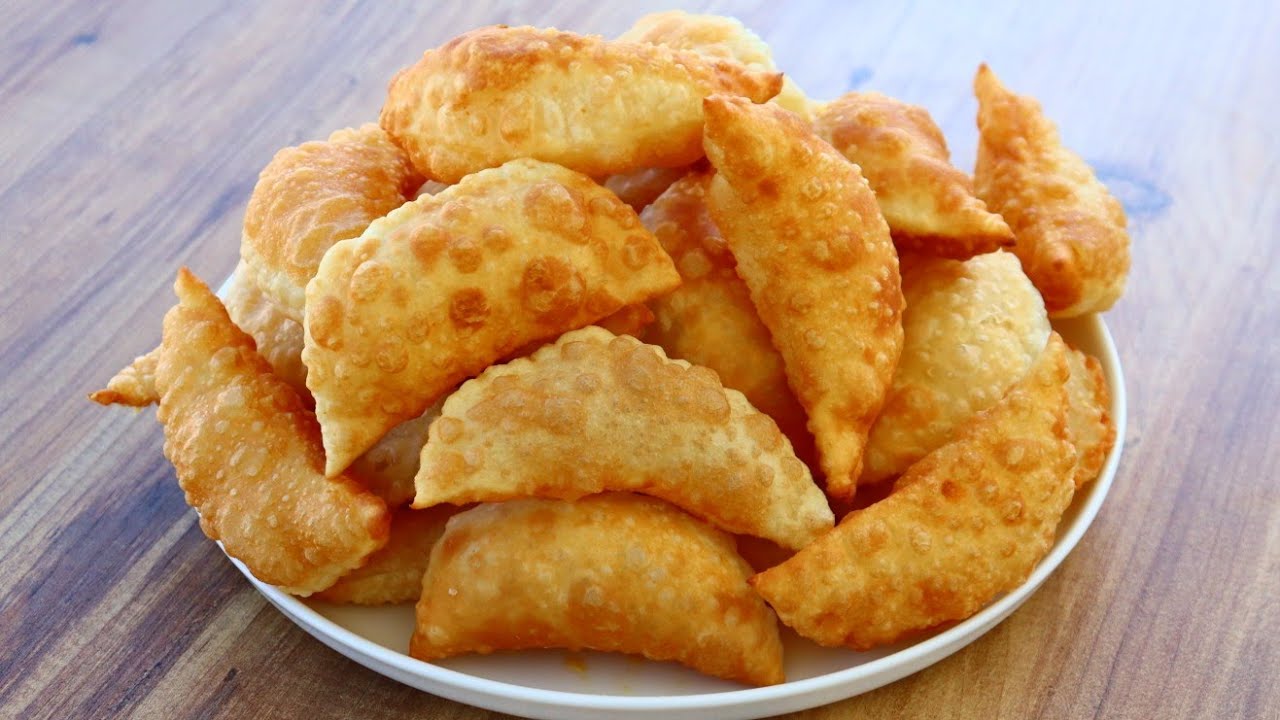 I made a delicious recipe with flour, water and salt, everyone who tried it bit their fingers!!
