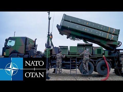 Video: Protivvazdušni raketni i artiljerijski kompleks 