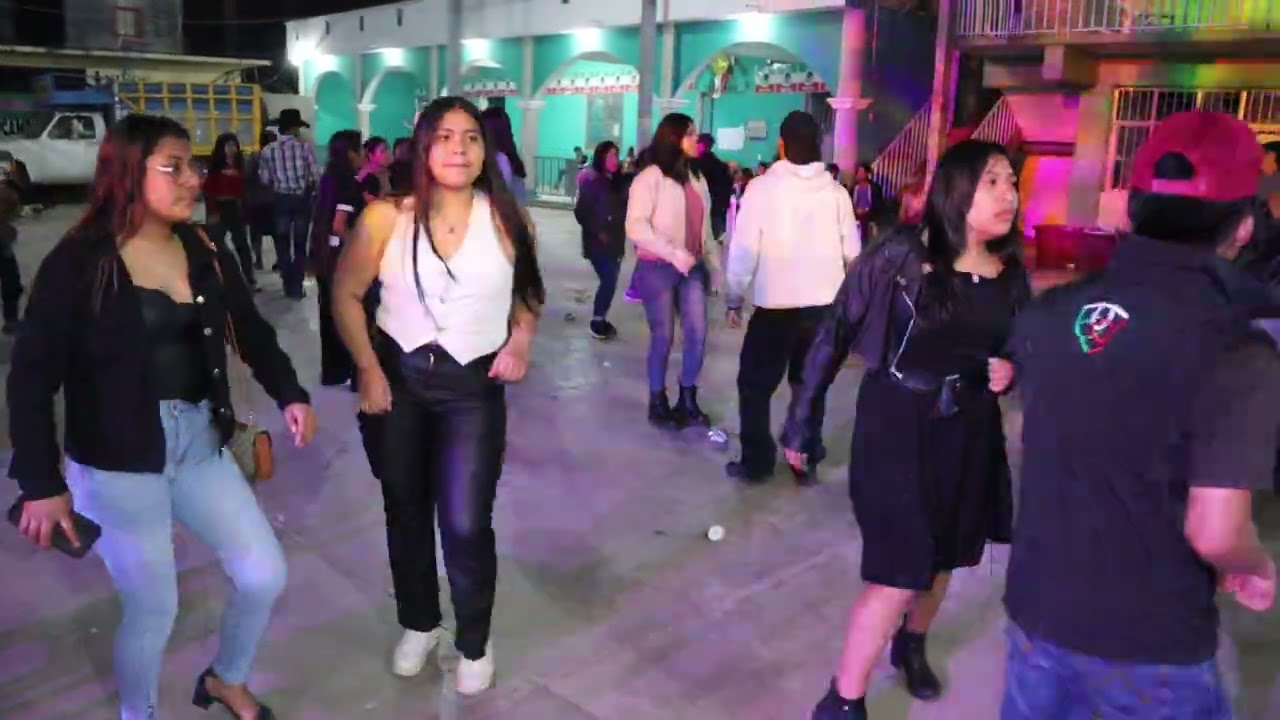 Proyecto G en Patlicha Guerrero en la Fiesta de la  madre de los músicos Santa Cecilia 