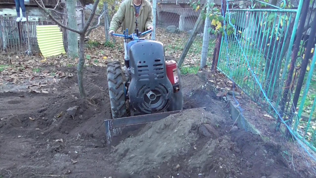 Mini bulldozer tractor PF 62