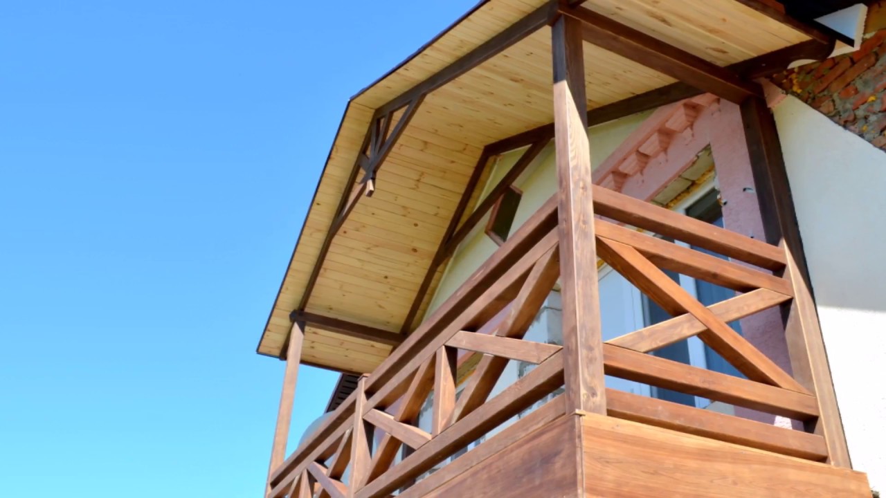 Балконные перила: выбираем материал и определяем высоту