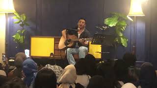 Sal Priadi - Melebur Semesta (Acoustic Live at Little League, Jakarta 6/4/2023)