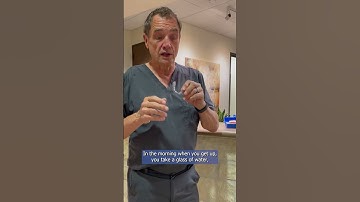 How to clean Invisalign trays from an expert dentist!