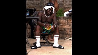 Watch Peewee Longway Shit On Me video