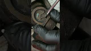 Removing the U-Joint retainers with a screwdriver #automobile #diycarmaintenance #diy #icandoit