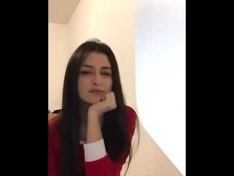 ضحكة حلوة