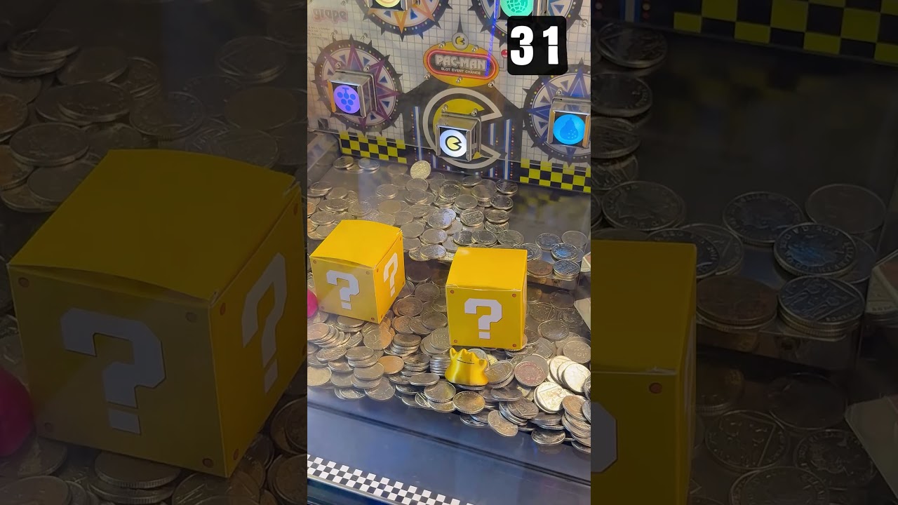 Can PokiLee get the Gold Ditto ?      #arcade   #pacman  #pokemon  #coinpushers