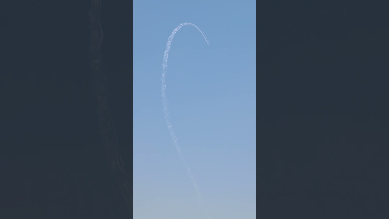 Great Performance by aerobatic Surya Kiran Team in Patna #IAF  #SHORTS #VIRAL #TRENDING #INDIA