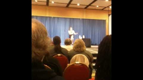 Katee is asked about Richard Hatch and the weird question of the con