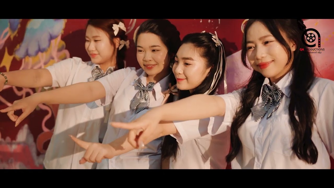 KỶ YẾU ĐẸP NGHỆ AN | D2 THPT Lê Hồng Phong