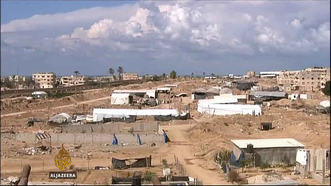 سكان غزة في عزلة لمدة شهر