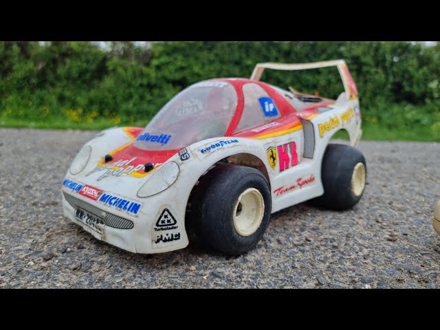 京商 1/12 エンジンRC ホッピンマッド KYOSHO Hoppin Mad 1980's rc kyosho 'pedal popper' hoppin' mad wheelie machine - YouTube