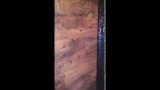 видео как самому сделать ламинат на потолок