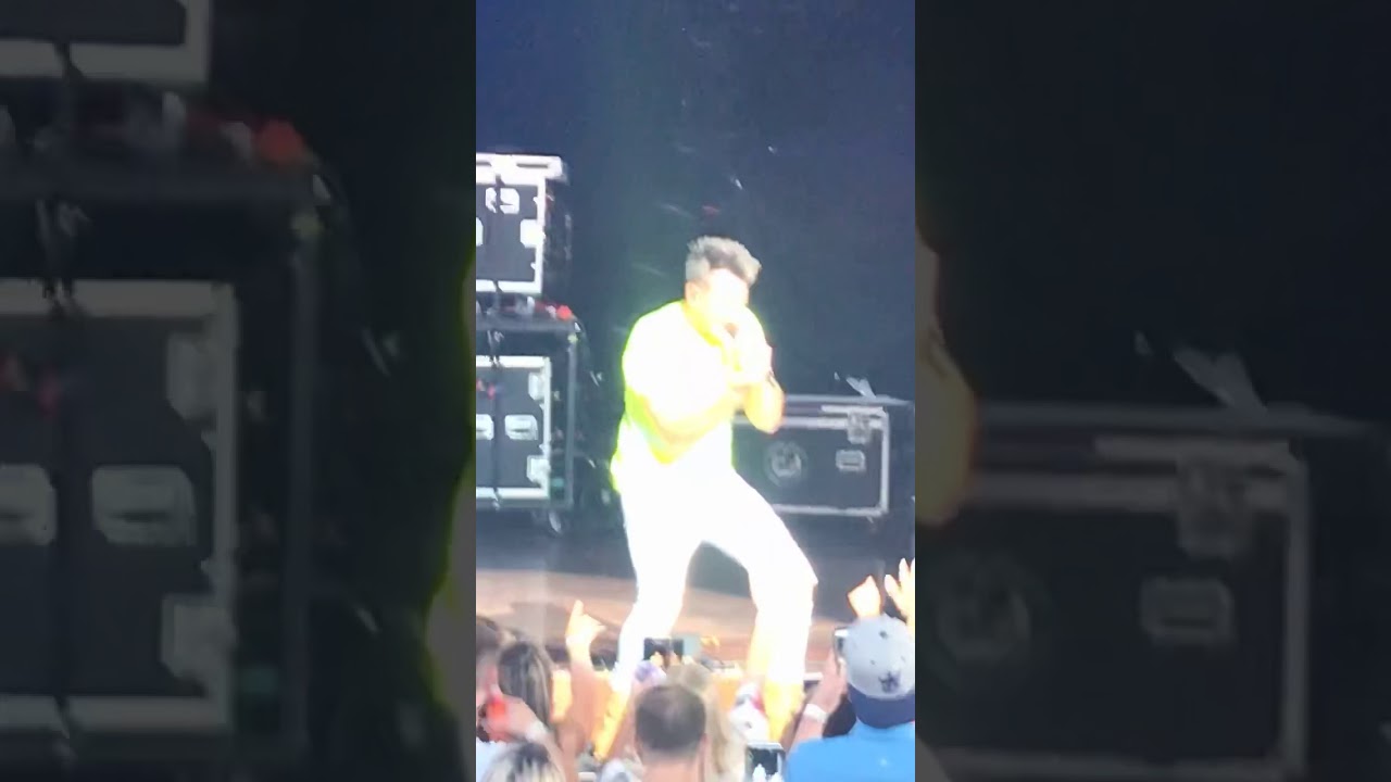 Russell Dickerson - Blue Tacoma 7/18/19