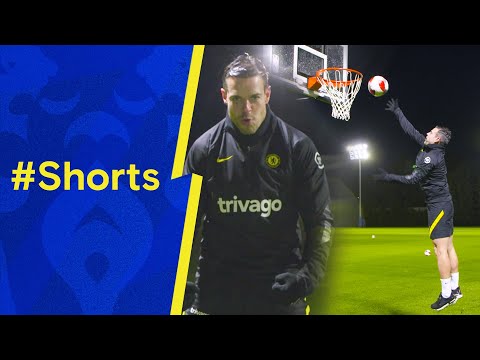 ¡Azpilicueta contra Monte & Sarr! | Baloncesto en Cobham #pantalones cortos