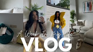 VLOG : I GOT A FREE CHANEL BAG | TRYING TO DIET | LIFE IS GREAT | NEW COUCH &amp; MORE