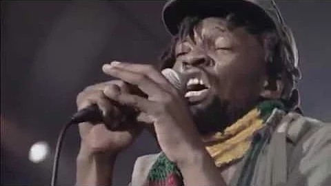 Lucky Dube " Back to my Roots" Live - 2006