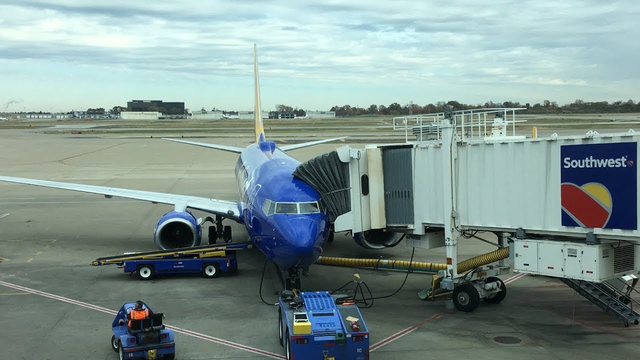 Southwest Airlines Flight From St Louis to Kansas City - YouTube