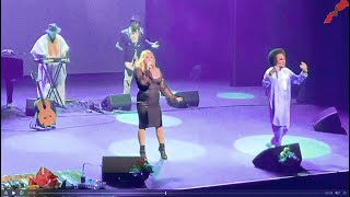 Nia Chailin - Sahara [Live Performance]