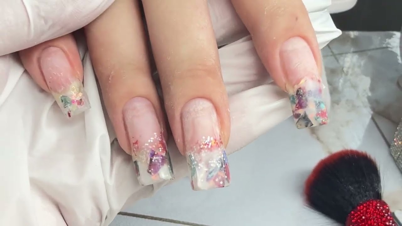 До последнего не знали, что делать дальше #nails #наращиваниеногтей #распаковкасалиэкспресс 