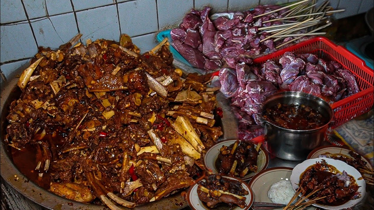 SATE & GULE BU JUMANGIN!! GAK PERNAH SEPI SAMPAI 9 KAMBING LUDES SEKALI JUAL