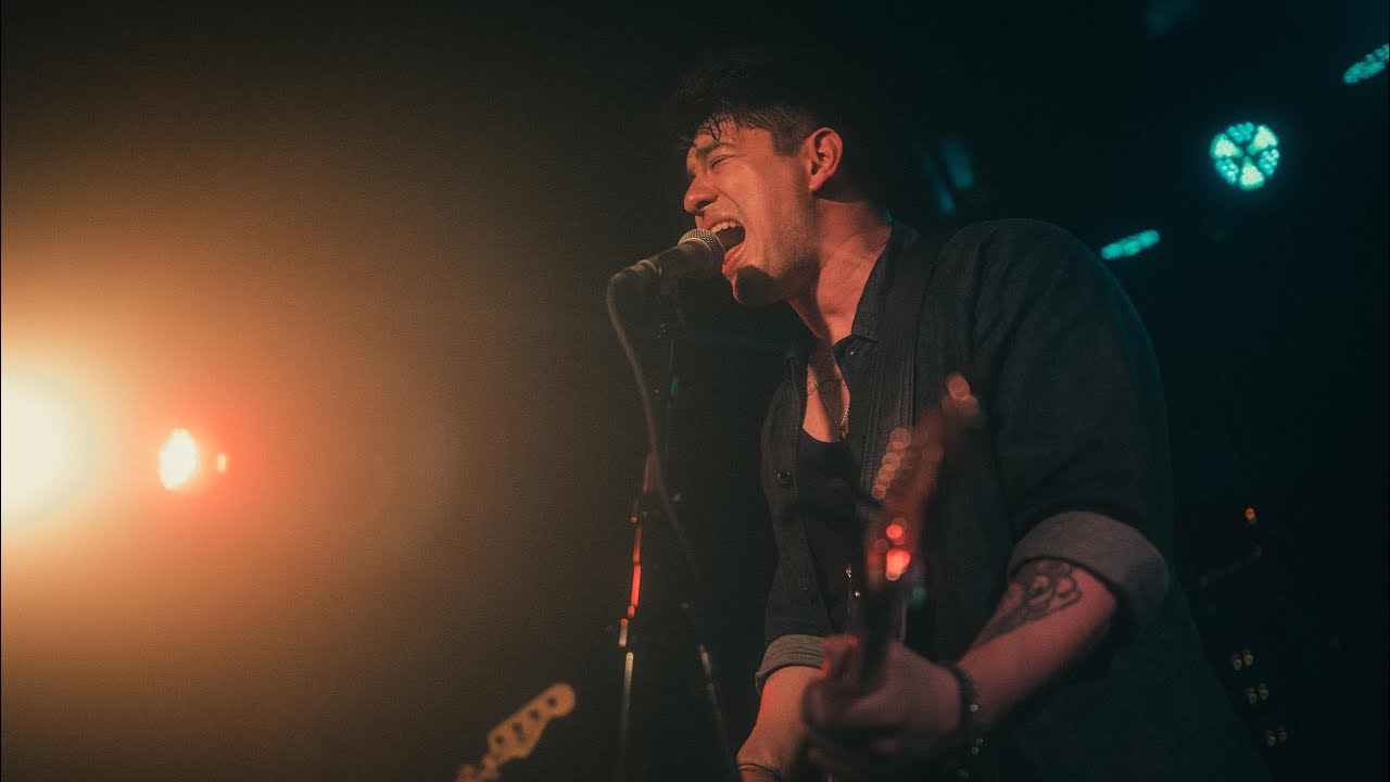 Tiny Kingdoms - “Stay” live - YouTube