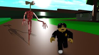 SIREN HEAD is after me in Roblox BrookHaven ?RP