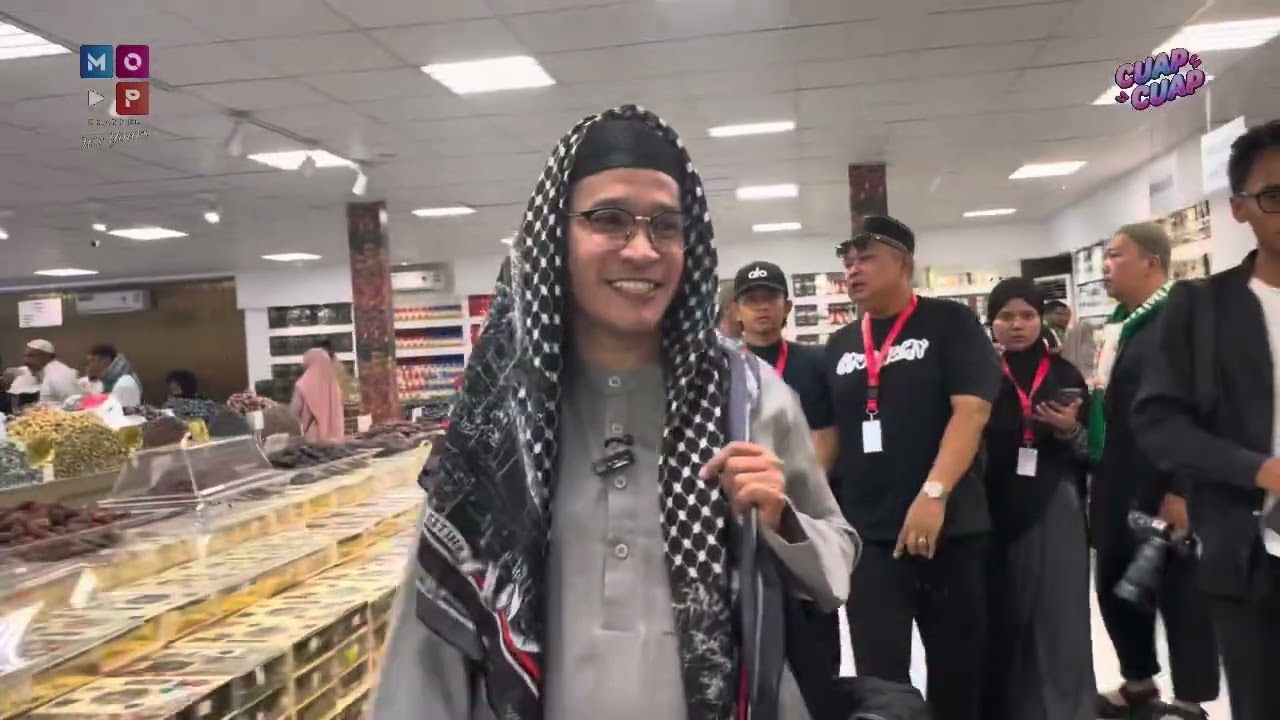 SETELAH LAKSANAKAN IBADAH DI MASJID QUBA, RUBEN ONSU LANGSUNG MENUJU KEBUN KURMA - CUAP CUAP