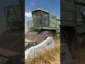 JOHN DEERE 8820 Turbo Combine #bigtractorpower #johndeere