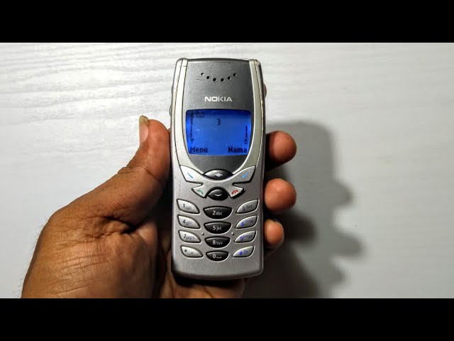 Nokia 8250 - Review,ringtones ... class=