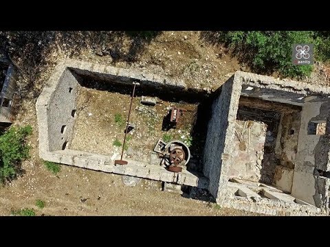 Το πέρασμα του Εγκέλαδου: Το ερειπωμένο χωριό -  φάντασμα της Ελλάδας  village drone greece