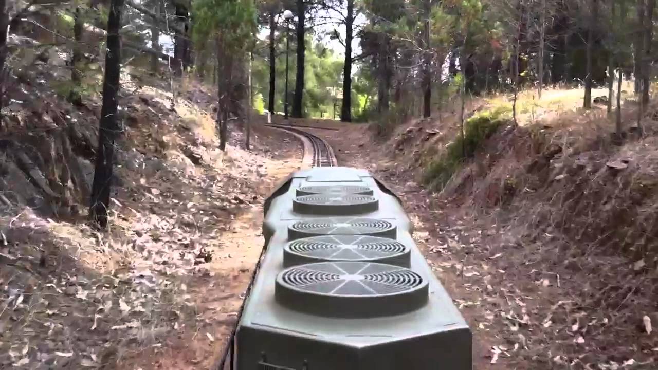 Wagga Wagga Miniature Railway - museum loop  (5