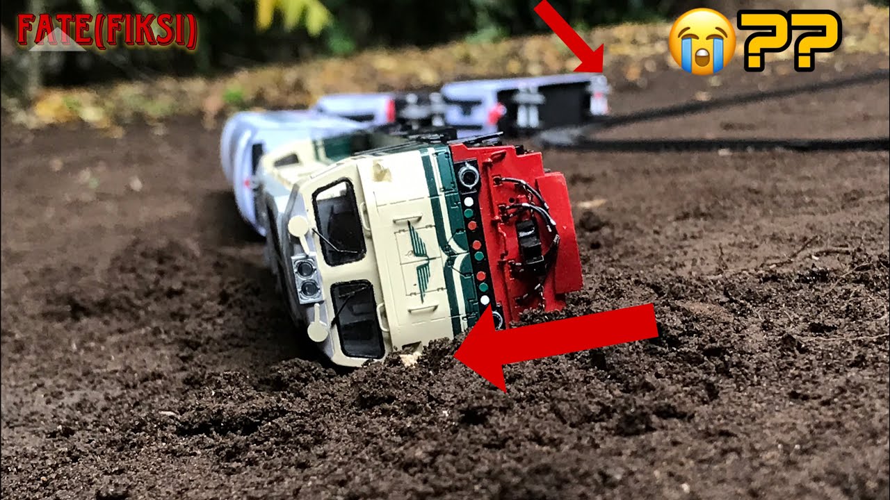 PLH (fiksi) kecelakaan Kereta Lokomotif CC206 Vintage ANJLOK