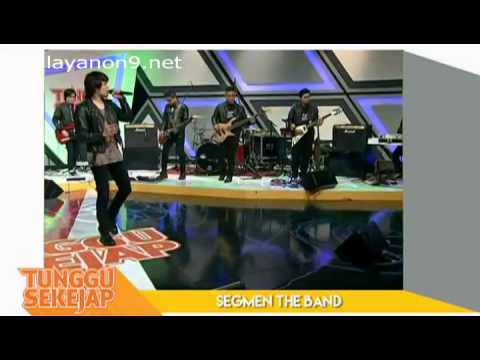 Akim \u0026 The Majistret - Potret (Live Tunggu Sekejap 2015)