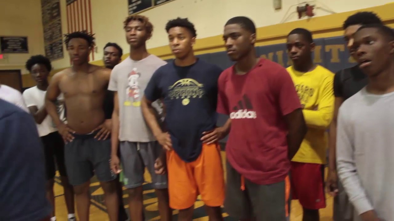 Nxt Level Speaks to a group of Teens about Life